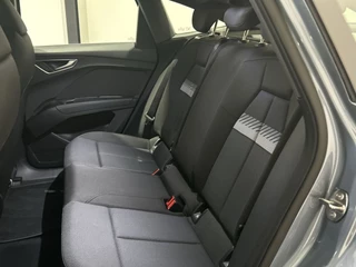 Audi Q4 e-tron | Navigatie | Sportstoelen | Verwarmde voorstoelen | Parkeersensor achter Soh (batterijcheck) 100 % - afbeelding nr 20