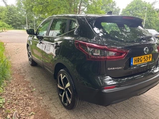 Nissan QASHQAI Nissan QASHQAI 1.3 DIG-T DESIGN **19inch//Camera/DAB//Carplay** - afbeelding nr 5