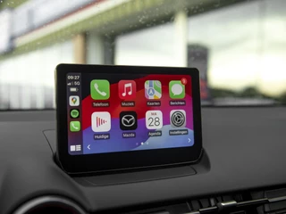 Mazda 2 Mazda 2 1.5 SA-G 90pk Aut. Homura | Camera | Apple Carplay/Android Auto | Stoel- en stuurverwarming | Climate Control | Blind Spot | Donker glas achter - afbeelding nr 18