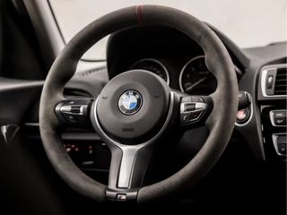 BMW 1 Serie Automaat (NAVIGATIE, CLIMATE, M SPORT STUUR, GETINT GLAS, SPORTSTOELEN, PARKEERSENSOREN, CRUISE, LED KOPLAMPEN, TREKHAAK, NIEUWE APK, NIEUWSTAAT) - afbeelding nr 16