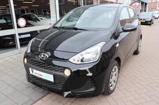 Hyundai i10 Hyundai i10 1.0i Comfort 5p. Automaat Stoel/stuur verwarming, lage km stand - afbeelding nr 3