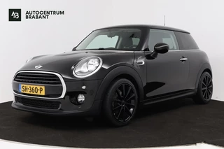 MINI Cooper Mini 1.5 Business (NAVIGATIE, CRUISE, PARKEERSENSOREN, STUURBEDIENING)