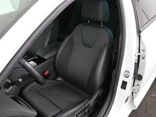 Opel Insignia Opel Insignia 1.5 CDTI Business Elegance |  Stoel & stuurverwarming | Trekhaak | Camera | Matrix LED | Carplay | Keyless | Navigatie - afbeelding nr 5