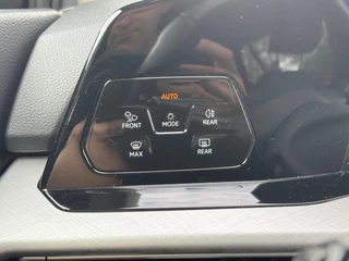 Volkswagen Golf Volkswagen Golf Variant 2.0 TDI Life Business Led trekhaak - afbeelding nr 42