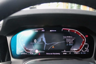 BMW 3 Serie BMW 3-serie Touring 320e Business Edition Plus|PlugInHybride|Camera|PDC|AppleCarPlay|20
