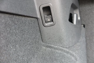 Volkswagen Golf Volkswagen Golf 1.5 TSI 96kw 130pk Style , Panorama dak , Led, Virtual cockpit ,Trekhaak uitklapbaar, PDC, Navigatie via Carplay , DAB+ , Stoelverwarming,Alcantara bekleding, etc. - afbeelding nr 69