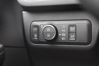 Ford Kuga Ford Kuga 2.5 PHEV Active X Driver Assistance Pack | Panoramadak | Winter Pack | Wegklapbare trekhaak | 19 inch lichtmetalen velgen | Adaptieve Matrix LED koplampen met Coast to Coast |  Reservewiel | - afbeelding nr 25
