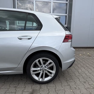 Volkswagen Golf Volkswagen Golf 1.0 eTSI Life Bns - afbeelding nr 12