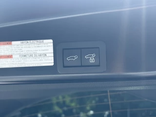 Toyota Yaris Cross Toyota Yaris Cross 1.5 Hybrid 115 Executive Edition 360 graden camera, Elektrische achterklep, Navigatie , All-in Rijklaarprijs - afbeelding nr 11