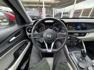 Alfa Romeo Stelvio Leder | Keyless | Elek. achterklep | Camera - afbeelding nr 17