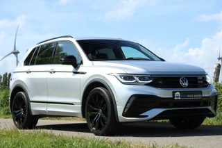Volkswagen Tiguan Volkswagen Tiguan 1.5 TSI / 2x R-Line / Black Style / Virtual Cockpit / Camera / Matrix LED / Trekhaak / 20