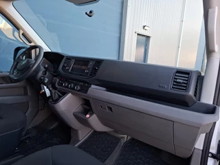 Volkswagen Crafter Volkswagen Crafter 35 2.0 TDI L3H3 Highline AIRCO / CRUISE CONTROLE / NAVI / CAMERA / TREKHAAK / CARPLAY - afbeelding nr 30