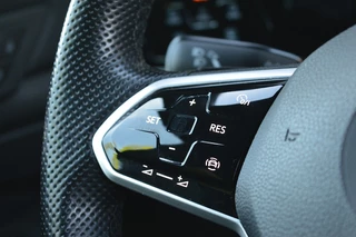 Volkswagen Golf Rijklaarprijs-Garantie Led Navigatie Led 19 Inch R-Line - afbeelding nr 30