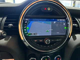 MINI Electric MINI Electric Mini Yours 33 kWh | Elektrisch schuif/kantel panoramadak | Harman & Kardon | Verwarmde voorstoelen | SoH (batterijcheck) 97 % score! - afbeelding nr 15