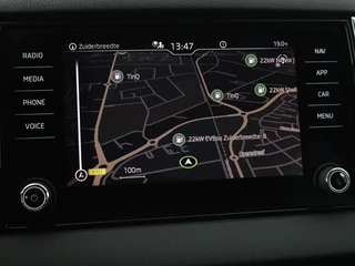 Škoda Karoq Skoda Karoq 1.0 TSI Business Edition | Panoramadak |  Stoelverwarming | Trekhaak | Carplay | Navigatie | Climate control | Parkeerhulp | Cruise control - afbeelding nr 12
