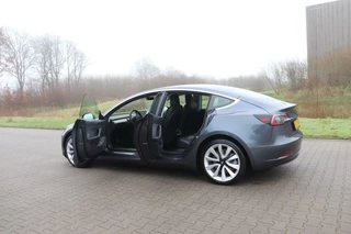 Tesla Model 3 Tesla Model 3 Long Range AWD 75 kWh dual motor leder panodak memoryseats autopliot stoelverwarming v+a - afbeelding nr 34