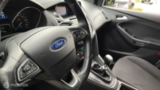 Ford Focus Ford Focus Wagon 1.0 ST-Line 2017 AIRCO VELGEN STOELVERW. NE APKMM STOELVEREMM - afbeelding nr 17