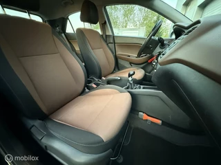 Hyundai i20 Hyundai i20 1.2 HP i-Motion 2015 / Airco / Cruisecontrol / Bluetooth / Parkeersensoren / NAP - afbeelding nr 12