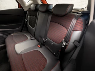 Renault Captur Automaat (NAVIGATIE, CLIMATE, CAMERA, GETINT GLAS, STOELVERWARMING, LEDER, SPORTSTOELEN, PARKEERSENSOREN, CRUISE, NIEUWE APK, NIEUWSTAAT) - afbeelding nr 14