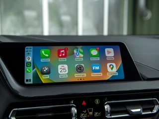 BMW 1 Serie | Live Cockpit Prof. | Sportstoelen | Adaptive LED | Apple Carplay/Android Auto wireless | 17