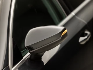 Audi A3 Automaat (APPLE CARPLAY, GROOT NAVI, CAMERA, ADAPTIVE CRUISE, SPORTSTOELEN, GETINT GLAS, MATRIX LED, NIEUWE APK, NIEUWSTAAT) - afbeelding nr 37