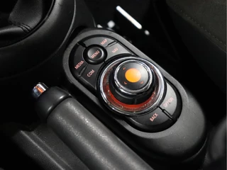 MINI 3-deurs [APPLE CARPLAY, VOL LEDER, CRUISE CONTROL, NAVIGATIE, AIRCO, NIEUWSTAAT] - afbeelding nr 16