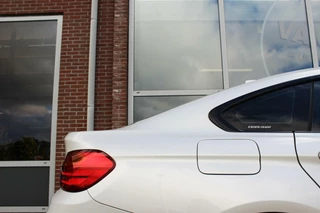 BMW 4 Serie ➡️ BMW 4-serie Gran Coupé 420i F36 Sport-Line | NL auto | 2e eigenaar | Xenon | Sportstoelen | Navi | PDC | Sportstuur | Cruise-control | NAP | - afbeelding nr 9