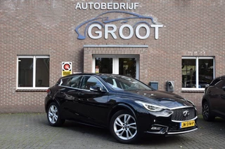 Infiniti Q Q30 1.6T PREMIUM! TREKHAAK/CRUISE/STOELVERW.