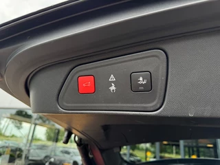 Peugeot 3008 Peugeot 3008 1.2 Pure 130 pk Tech Premiere - Navi - camera - el achterklep - afbeelding nr 29