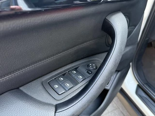 BMW X1 BMW X1 xDrive20i High Exe,Pano,LED,Leer,Keyless,Stoelverw,Dealer OH - afbeelding nr 13