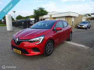 Renault Clio - 47827322-0