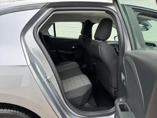 Opel Corsa Opel CORSA 1.2 Edition Navigatie Cruise Carplay Lm velgen Airco Goed onderhouden! - afbeelding nr 38
