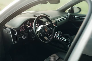 Porsche Cayenne - afbeelding nr 4