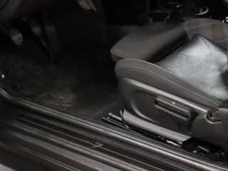 MINI Cooper MINI Cooper Mini 1.5 Business Seven [NAVIGATIE, VOL LEDER, SPORTSTOELEN, CRUISE CONTROL, AIRCO, BLUETOOTH, NIEUWSTAAT] - afbeelding nr 13
