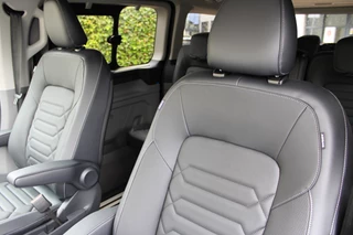 Ford Tourneo Custom Ford Tourneo Custom 2.5 PHEV Titanium X | B&O | Technologiepack | Agr stoel | 8P | BLIS | - afbeelding nr 34