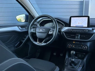 Ford Focus Ford Focus Wagon 1.0 EcoBoost Edition Carplay Navi LED Climate Cruise - afbeelding nr 3