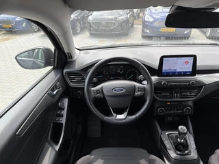Ford Focus Ford Focus Wagon 1.0 EcoBoost Titanium Wagon | Winter Pack | Adaptive cruise control | Camera | Navigatie | 17 inch | Reservewiel - afbeelding nr 9
