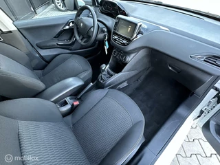 Peugeot 208 Peugeot 208 1.2 82PK Blue Lion | CRUISE | NAVI | CARPLAY | - afbeelding nr 9