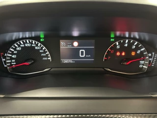 Peugeot 208 Peugeot 208 1.2 PureTech Allure Pack NAVI CARPLAY CRUISE - afbeelding nr 22