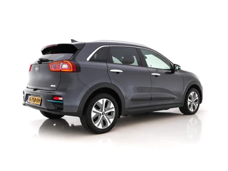 Kia e-Niro (INCL-BTW) Aut. *FULL-LEATHER | JBL-AUDIO | FULL-LED | NAVI-FULLMAP | DAB | ADAPT.CRUISE | CAMERA | MEMORY-PACK | LANE-ASSIST | KEYLESS | DIGI-COCKPIT | SHIFT-PADDLES | COMFORT-SEATS | 17