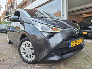 Toyota Aygo Toyota Aygo 1.0 VVT-i X-Play Limited 5Drs /Navi/Camera/Apple/Android/Airco/garantie - afbeelding nr 9