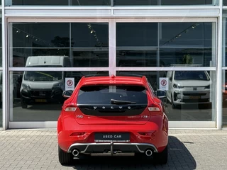 Volvo V40 Volvo V40 T3 153PK AUT6 Polar+ Sport| Panodak| Camera| H&K sound| Trekhaak - afbeelding nr 5