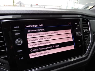 Volkswagen T-Roc Volkswagen T-Roc 1.5 TSI Sport R-Line automaat/Pano/1e eig. - afbeelding nr 19