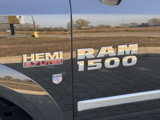 Dodge Ram 1500 Dodge Ram 1500 4X4 5.7 V8 4x4 Crew Cab 6'4 Sport Laramie - afbeelding nr 10