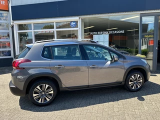 Peugeot 2008 Peugeot 2008 1.2 PURETECH ALLURE - afbeelding nr 31