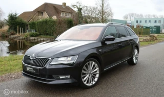 Škoda Superb Skoda Superb Combi 2.0 TSI 4x4 L&K / Pano / Canton / Luxe - afbeelding nr 1