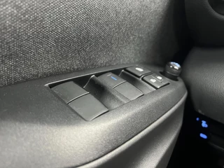 Toyota Yaris Toyota Yaris 1.5 Hybrid Dynamic | Carplay | Camera | Cruise| - afbeelding nr 24