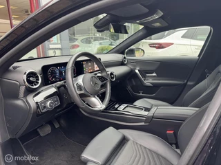 Mercedes-Benz A-Klasse Mercedes A-klasse 180 Luxury Line / Navigatie / Camera / Etc - afbeelding nr 20