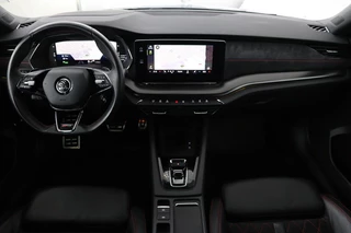 Škoda Octavia Skoda Octavia 1.4 TSI RS iV PHEV | Head-Up |  Stoel & stuurverwarming | Adaptive cruise | Standkachel | Matrix LED | Massage | Alcantara | Camera | Carplay | Memory | Canton Sound | Virtual Cockpit | Side Assist - afbeelding nr 11