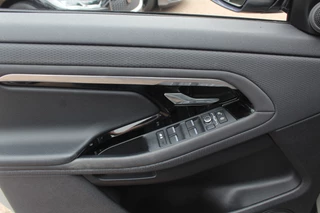 Land Rover Range Rover Evoque Land Rover Range Rover Evoque 2.0 P200 AWD R-Dynamic SE / Camera / Leder / 18'' / Apple CarPlay / Getint glas / Cruise Control - afbeelding nr 28